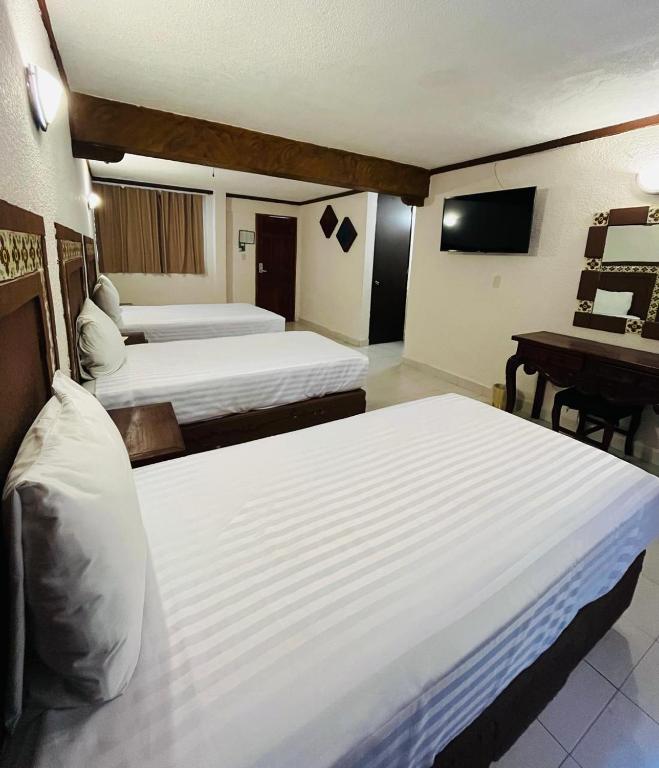 Suites Cancun Center - Drievoudige Kamer