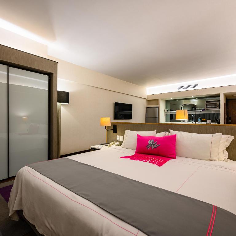 Las Suites Campos Eliseos - Suite Premium