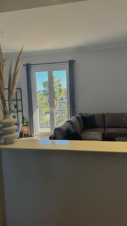 Myrtilo Apartment - Three-Bedroom Apartment