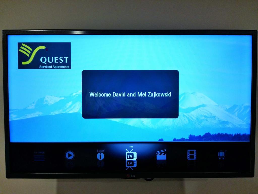 TV a/nebo společenská místnost v ubytování Quest Taupo