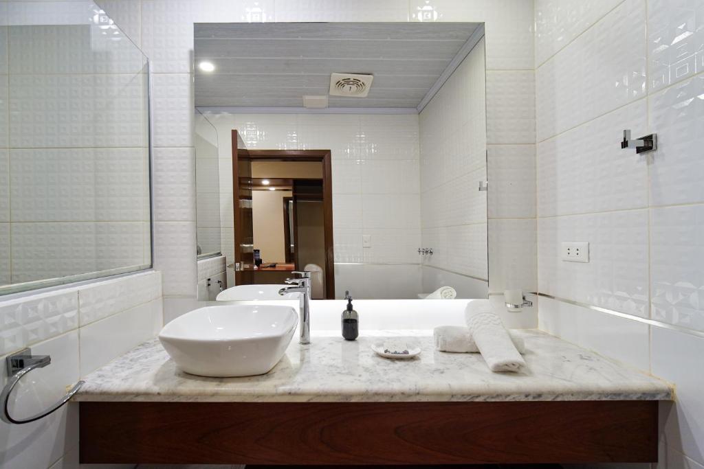 Chairu Eco Hotelにあるバスルーム