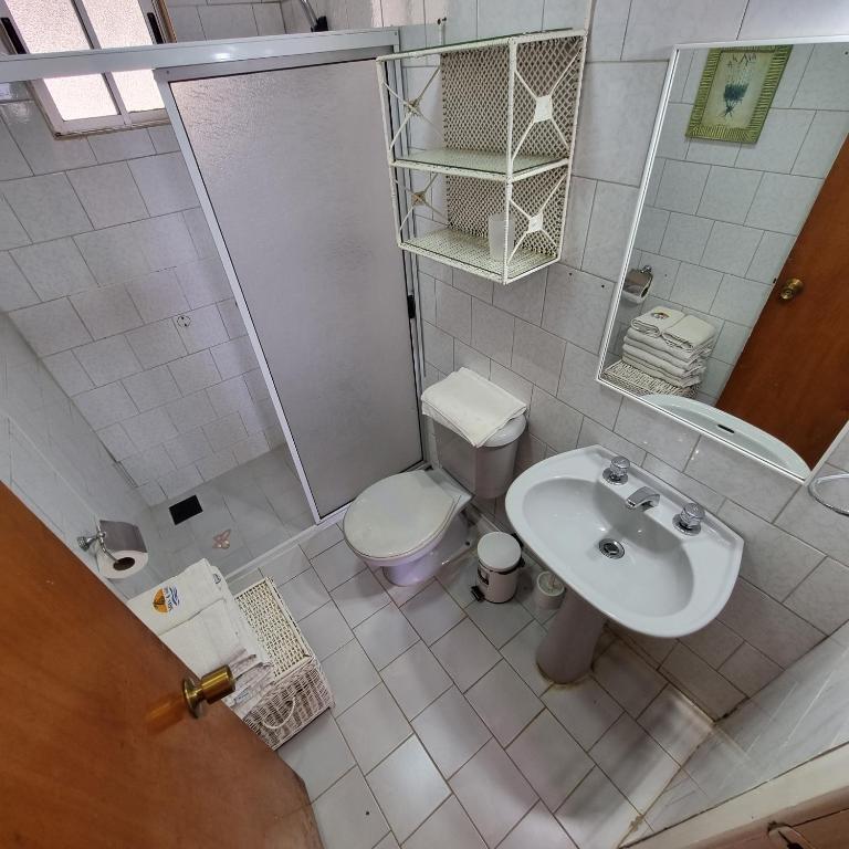 Un baño de Max & Mar Pichilemu