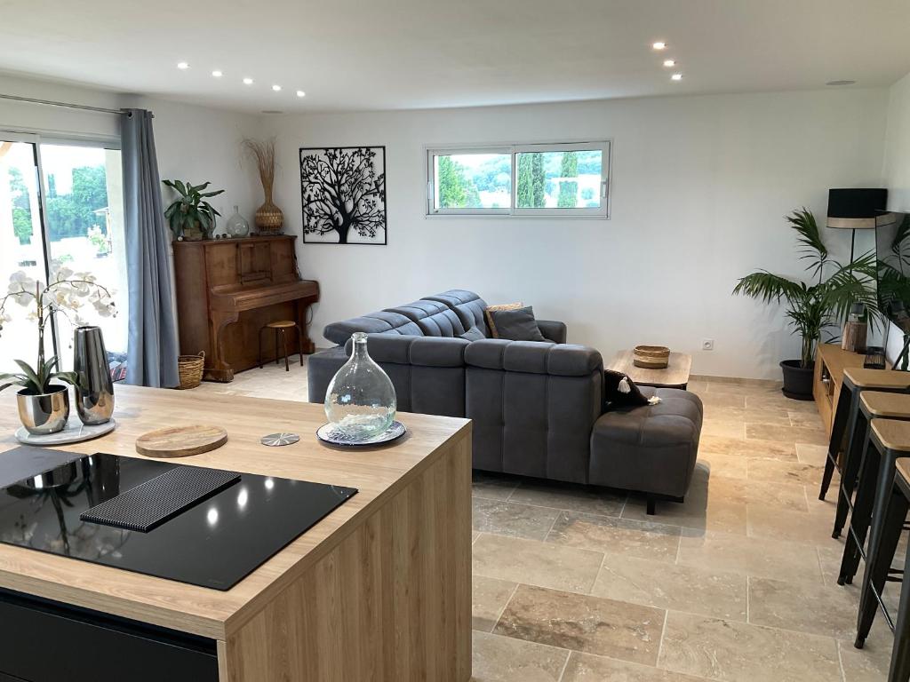 Χώρος καθιστικού στο Vacances pleine campagne au pays des châteaux et bastides