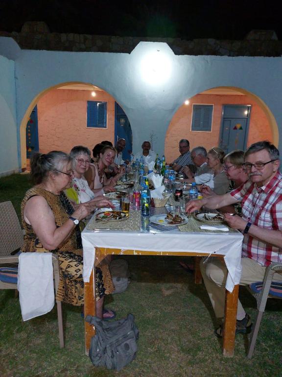 Nápoje v ubytování Hllol Hotel Abu Simbel