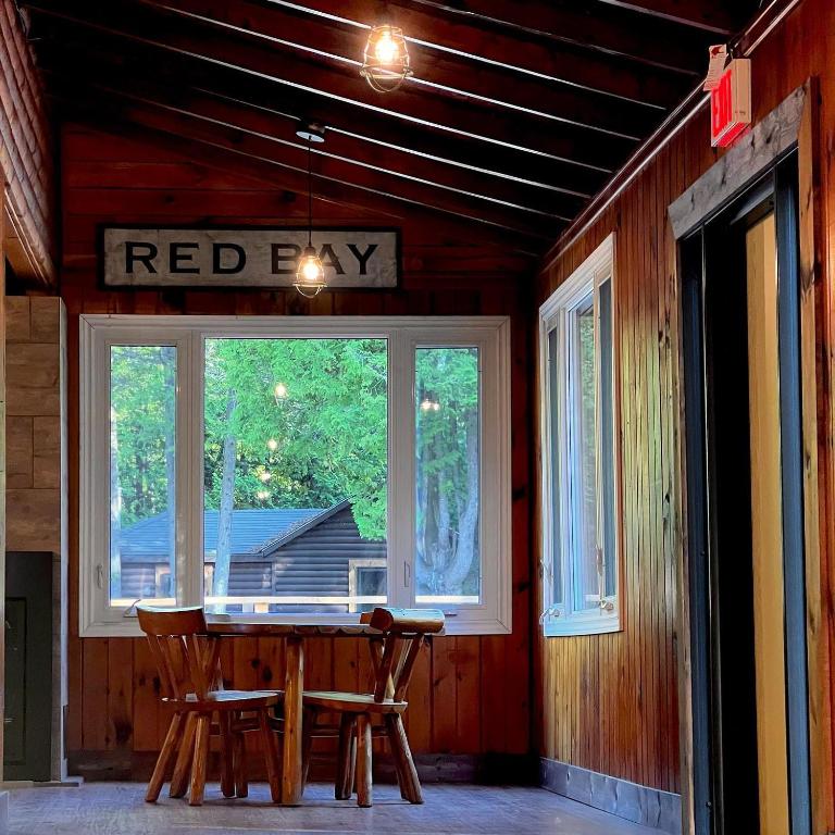 Fotografie z fotogalerie ubytování Red Bay Lodge v destinaci Red Bay