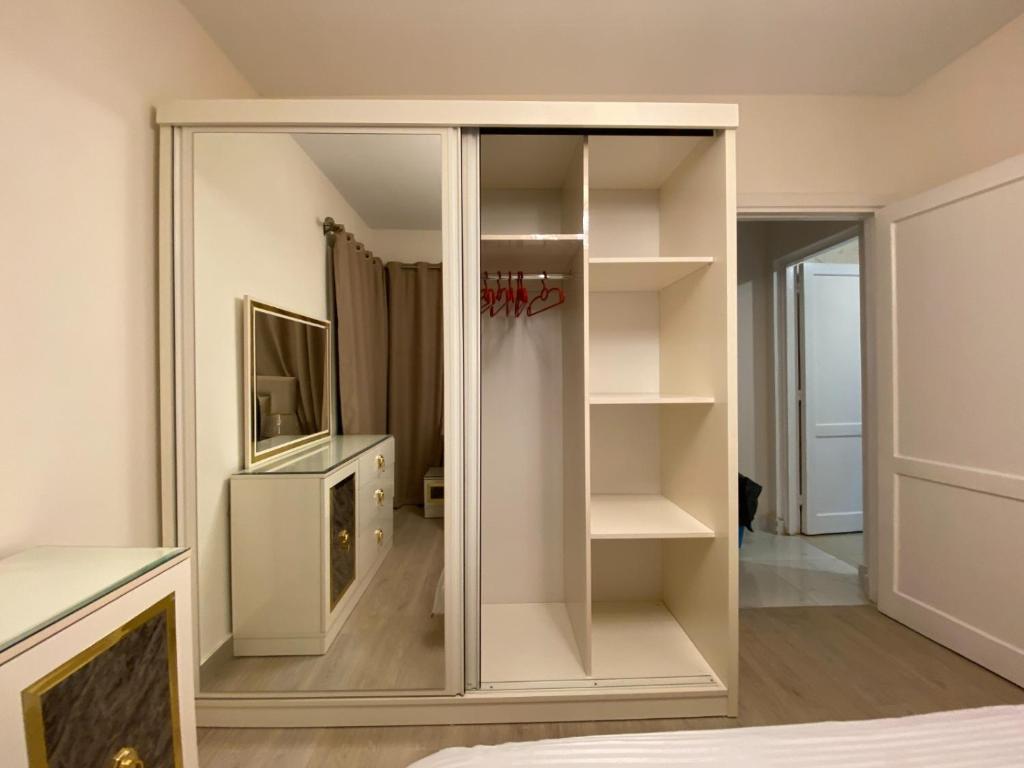 Fotografie z fotogalerie ubytování Al Rehab Wohnung v Káhiře