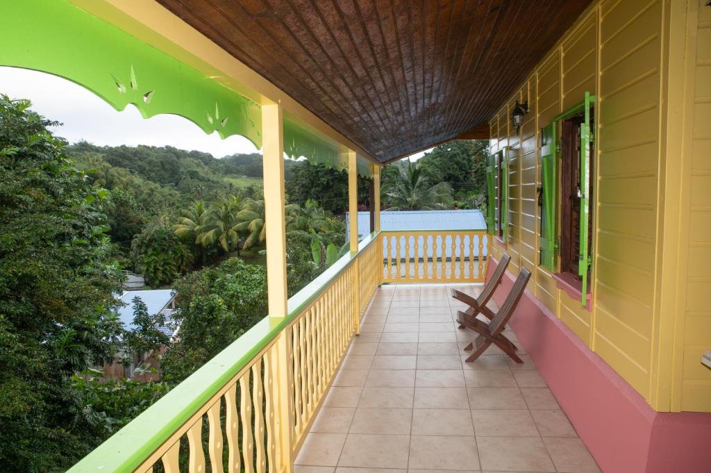Balkón nebo terasa v ubytování Le gîte du jardin