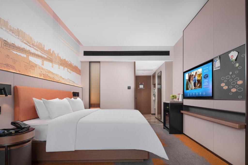 Hilton Hotel by Hampton Wuhan Zhongnan Street Branch - Chambre De Luxe Queen