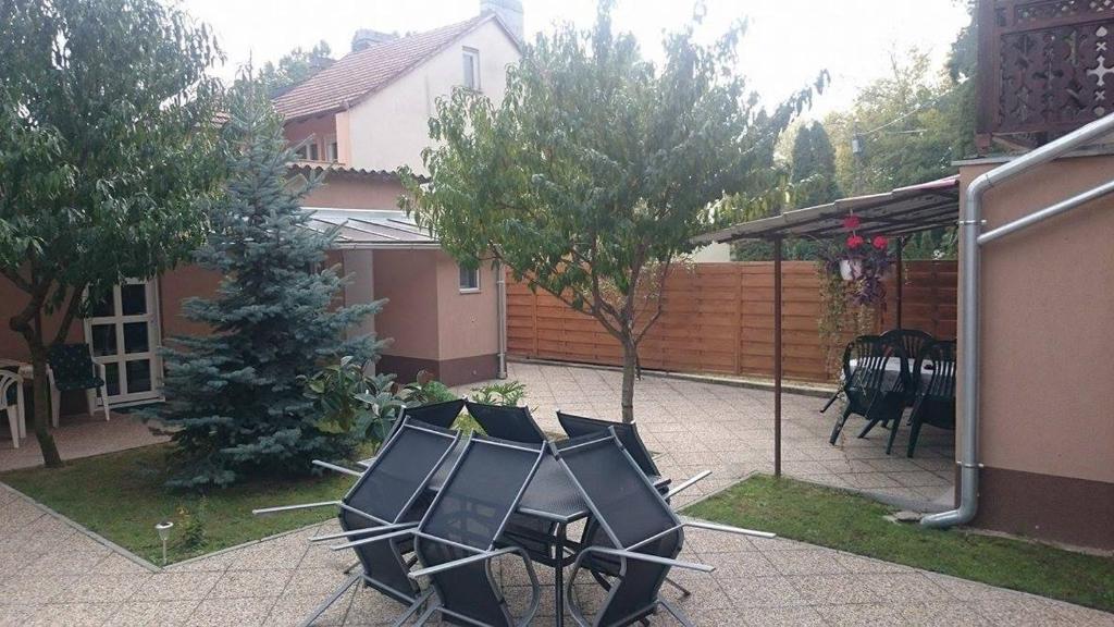Zahrada ubytování Apartman Edit