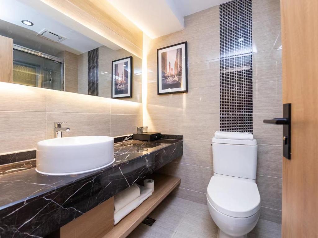 Koupelna v ubytování Country Inn&Suites by Radisson, Shanghai PVG