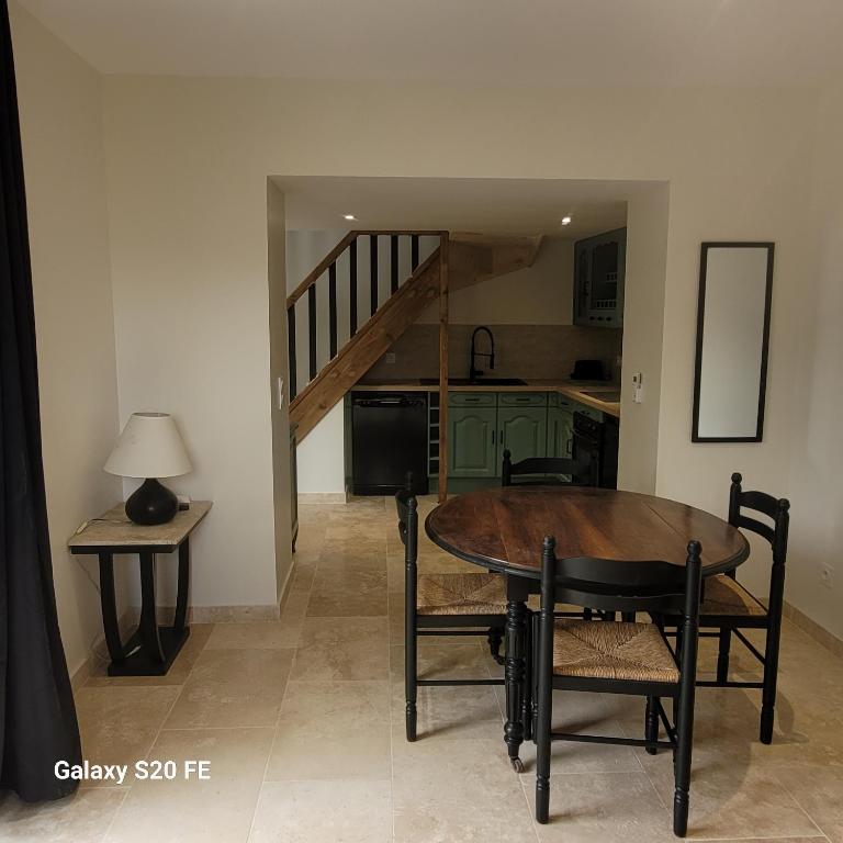 Imagine din galeria proprietății Maison près du zoo Beauval et des châteaux de La Loire în Noyers-sur-Cher