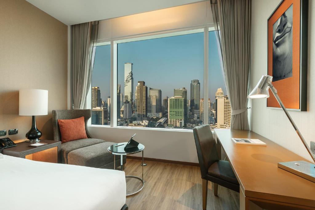 Eastin Grand Hotel Sathorn - Superior Sky Mahanachon Zimmer