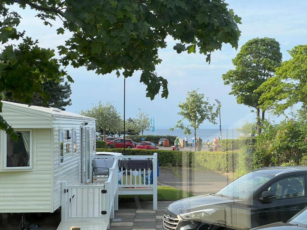 Aed väljaspool majutusasutust Caravan at Seton Sands, near Edinburgh and Berwick