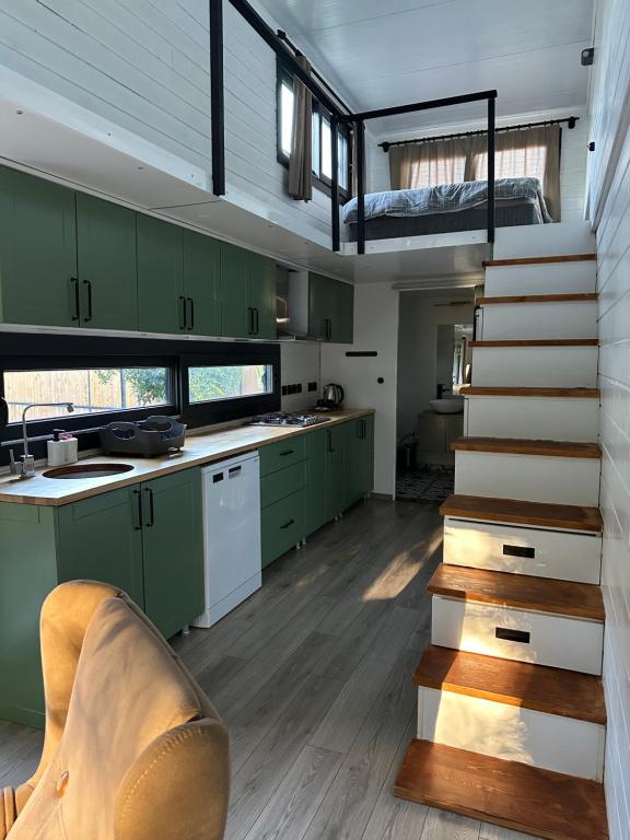 Kuchyň nebo kuchyňský kout v ubytování Gaia Tiny Houses Butik Hotel