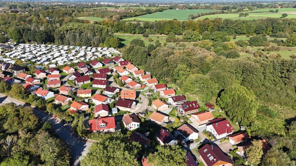 Letecký snímek ubytování Feriendorf Südstrand Haus 7