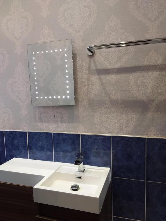 IVY- Braveheart Guest House - Budget Double Room