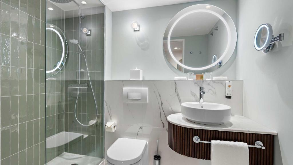 Koupelna v ubytování Hotel Bristol Berlin