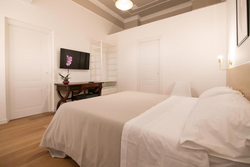 Villareale47 Luxury Suites & Rooms - 9