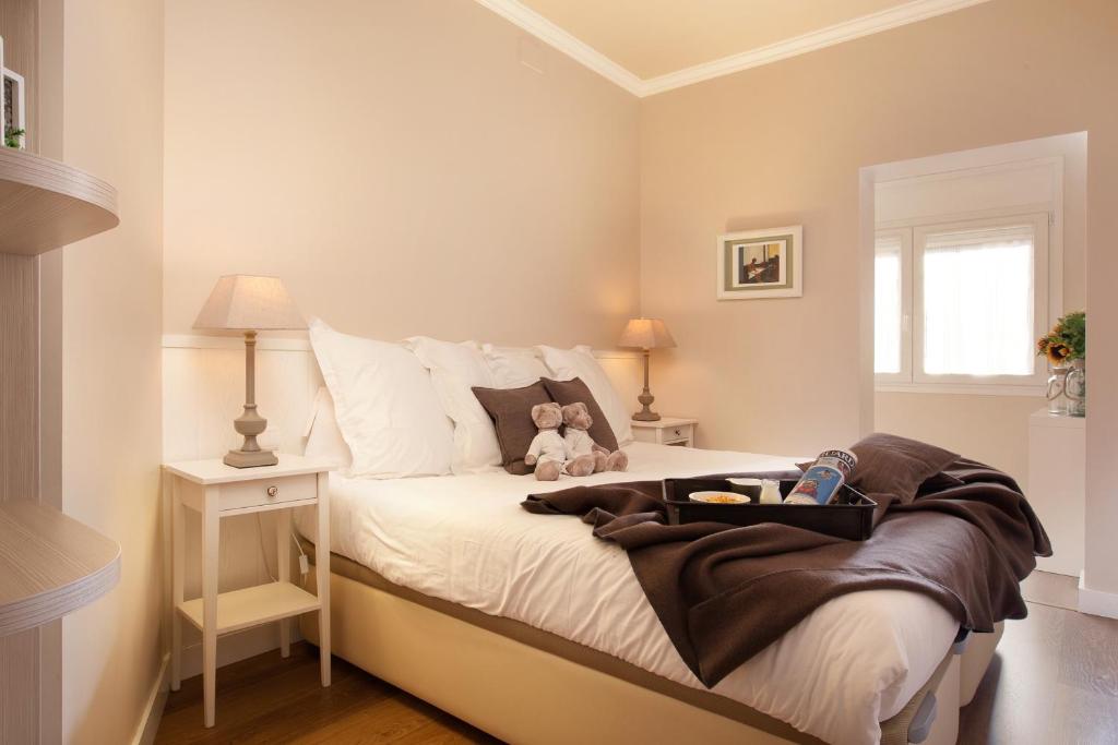 Enjoybcn Coliseum Apartments