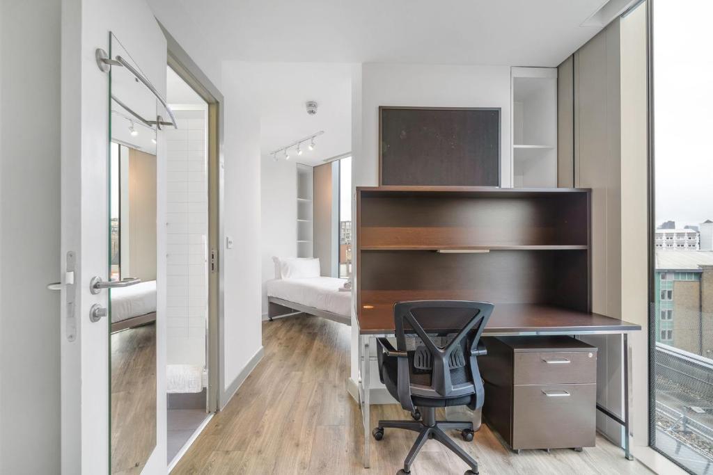 Studios, Apartments and Private Bedrooms with Shared Kitchen at Chapter Kings Cross in London - Studio