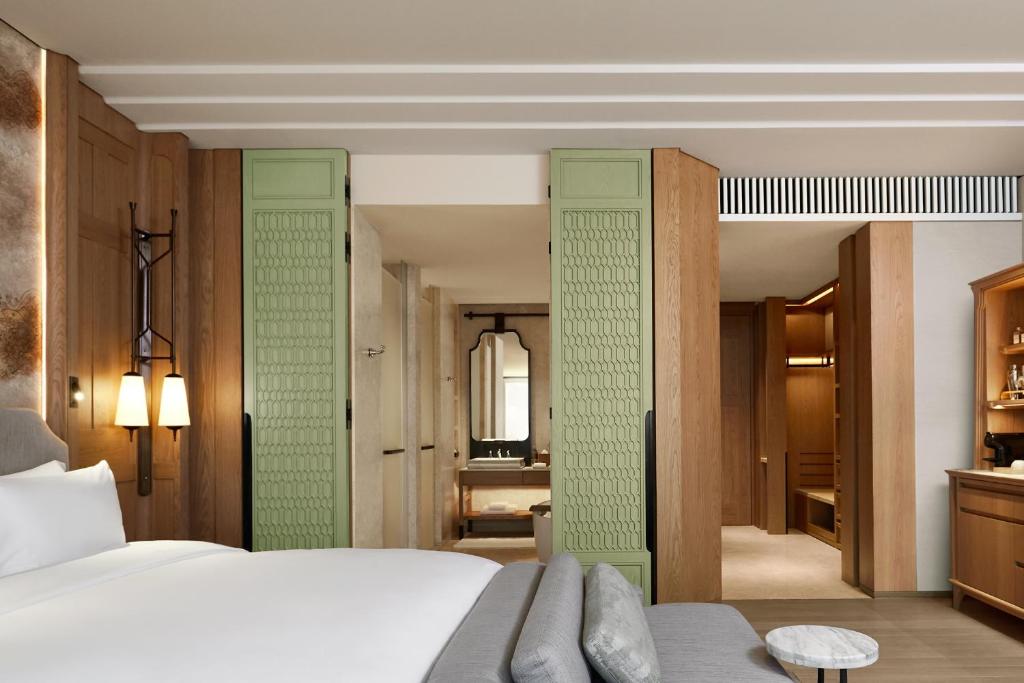 Dusit Thani Bangkok - 18