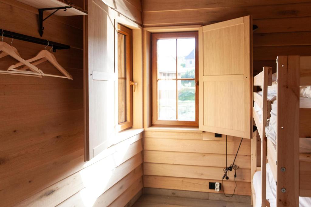 Foto sihtkohas Gedinne asuva majutusasutuse Cabane Happiness galeriist