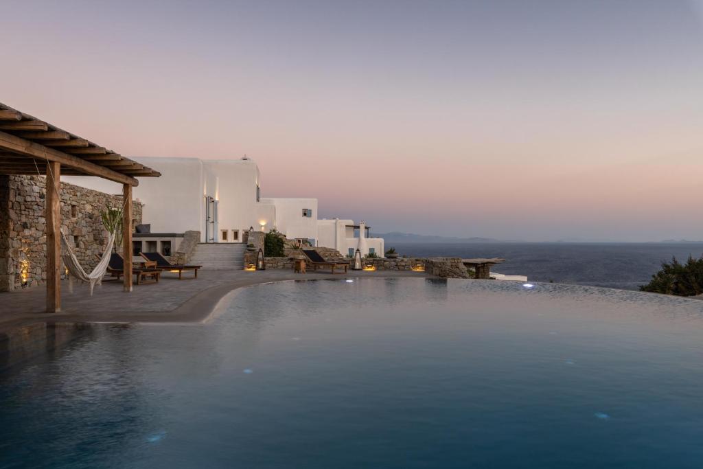 Bazén v ubytování Villa Ava Mykonos nebo v jeho okolí