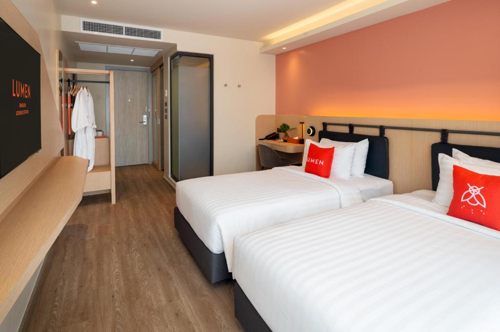 Lumen Bangkok Udomsuk Station - Resim 12