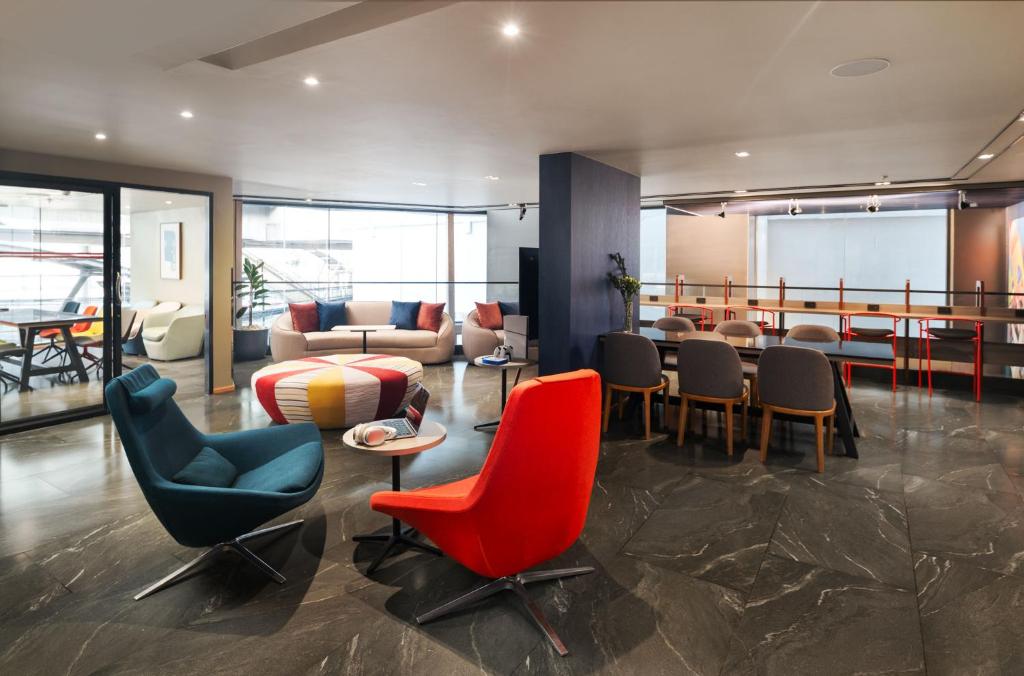 Lumen Bangkok Udomsuk Station - Resim 7