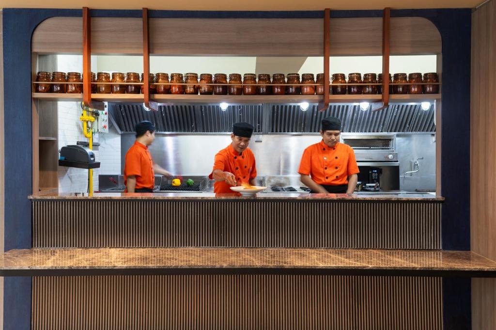 Lumen Bangkok Udomsuk Station - Resim 21