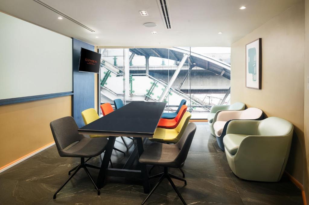 Lumen Bangkok Udomsuk Station - Resim 26