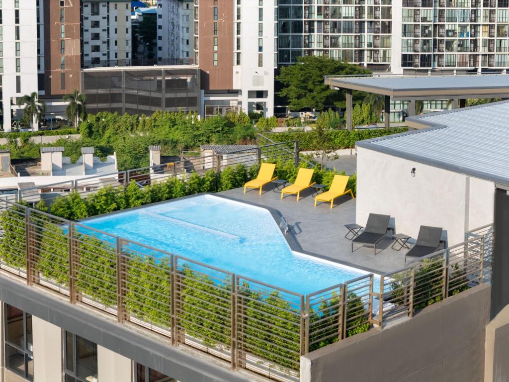 Lumen Bangkok Udomsuk Station - Resim 31