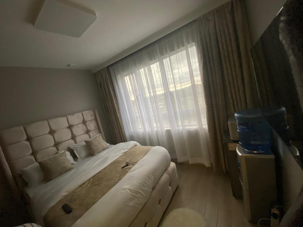 Postel nebo postele na pokoji v ubytování Favorite staycation by Janice