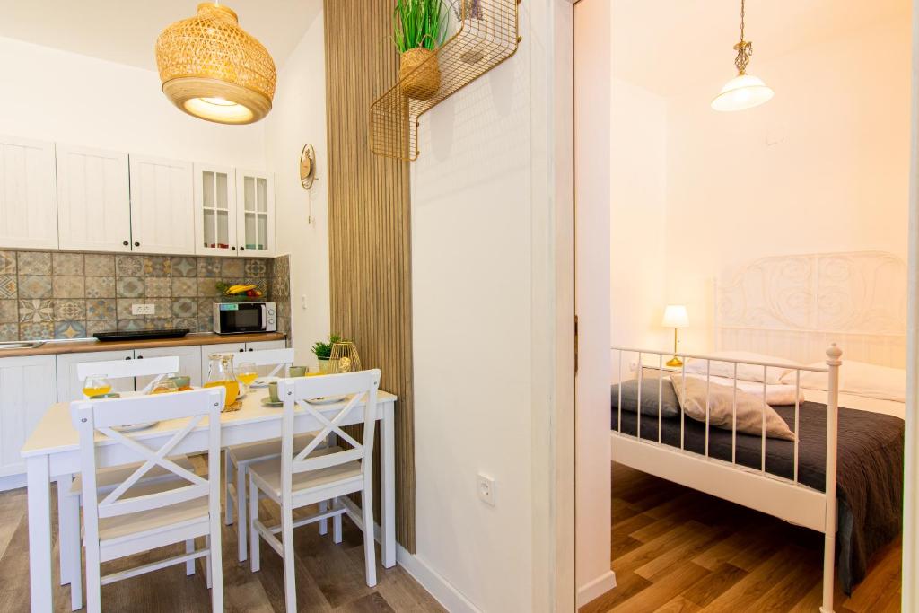 Kuchyň nebo kuchyňský kout v ubytování Apartment Bunaca