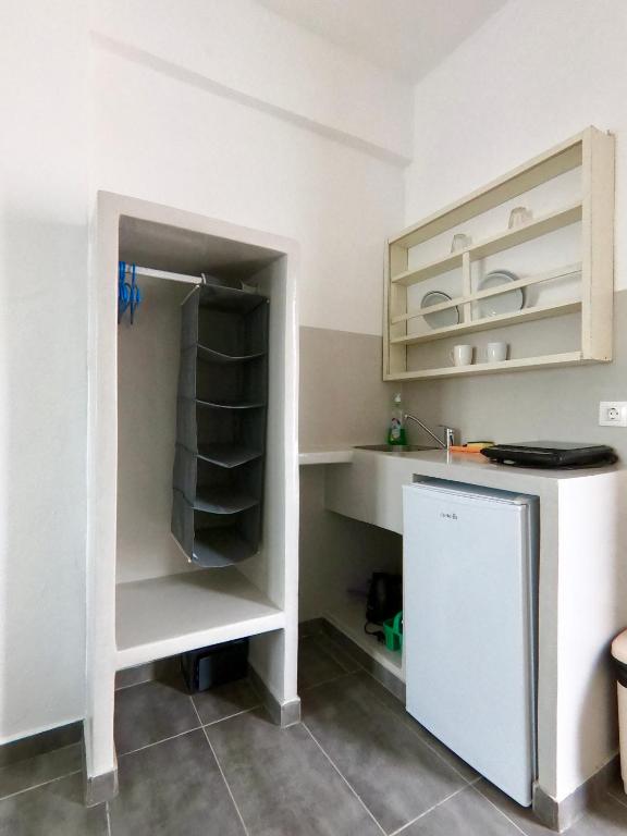 Anny Studios & Rooms Perissa Beach - 15