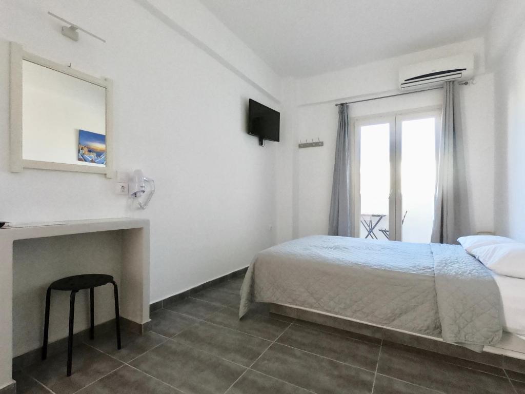 Anny Studios & Rooms Perissa Beach - 13