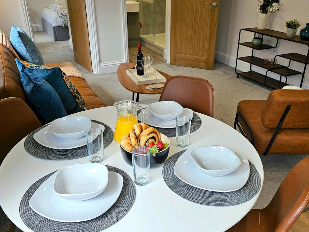 Gallery image of Pass the Keys Flat 3 · Stylish Modern Apt with Patio in Telford
