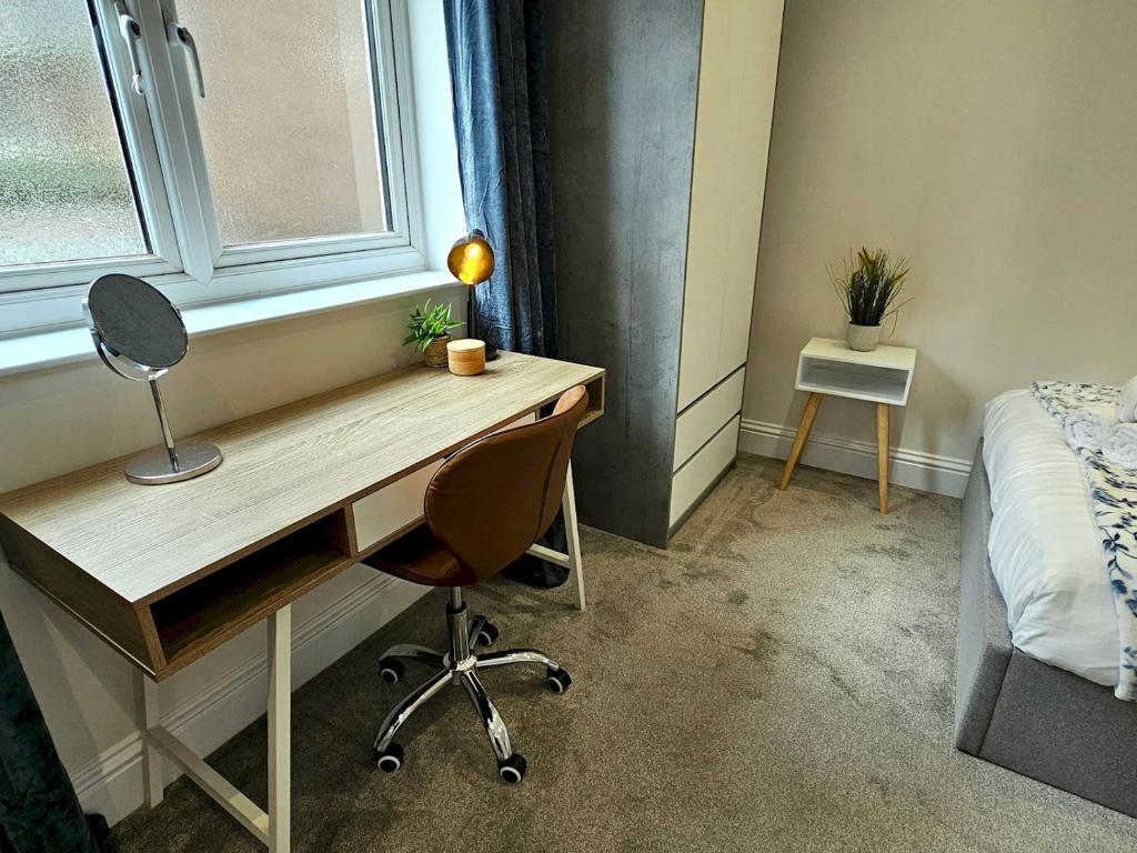Gallery image of Pass the Keys Flat 3 · Stylish Modern Apt with Patio in Telford