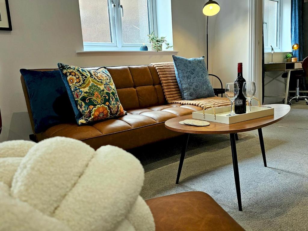 Gallery image of Pass the Keys Flat 3 · Stylish Modern Apt with Patio in Telford