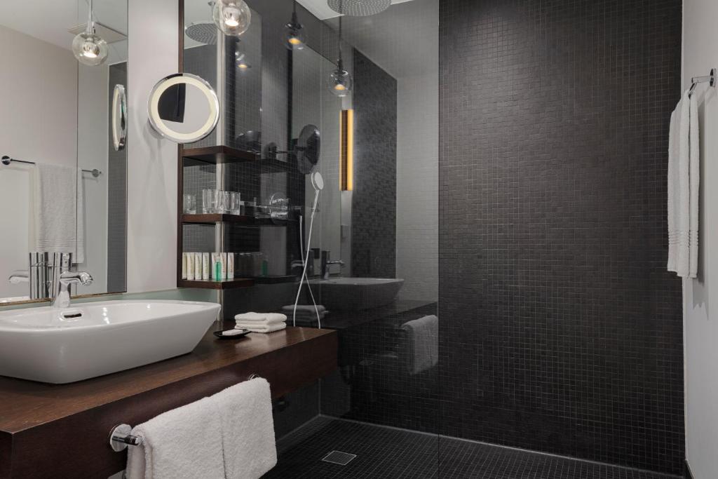 Le Méridien Grand Hotel Nürnberg - Resim 8