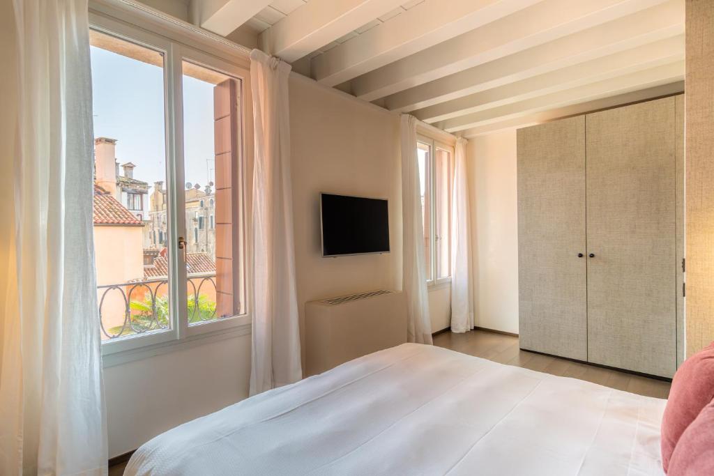 Palazzo Morosini Degli Spezieri - Lifestyle Apartments photo
