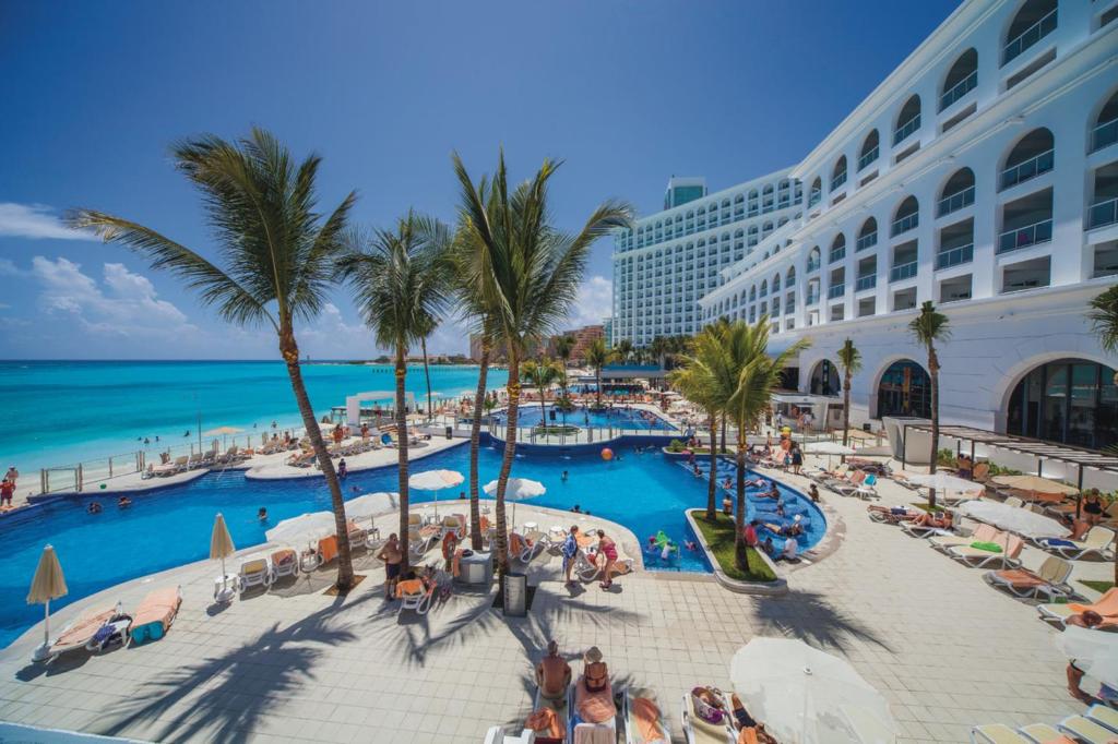 Bazén v ubytování Riu Cancun - Adults Only - All Inclusive nebo v jeho okolí