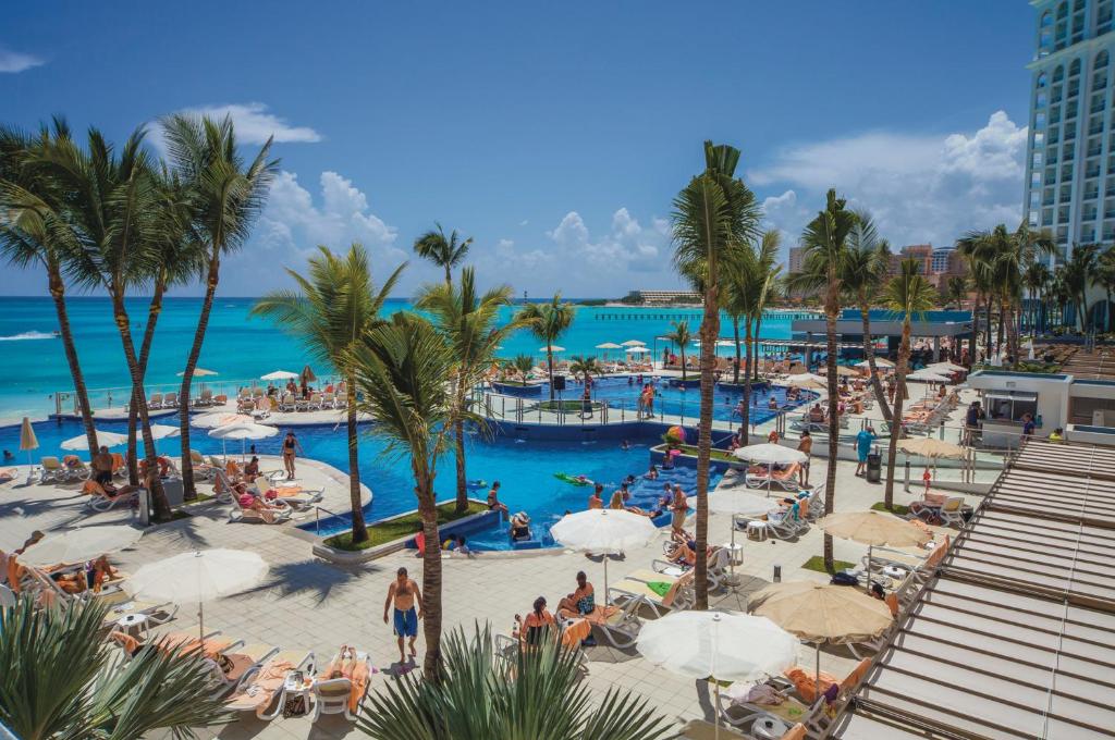 Bazén v ubytování Riu Cancun - Adults Only - All Inclusive nebo v jeho okolí