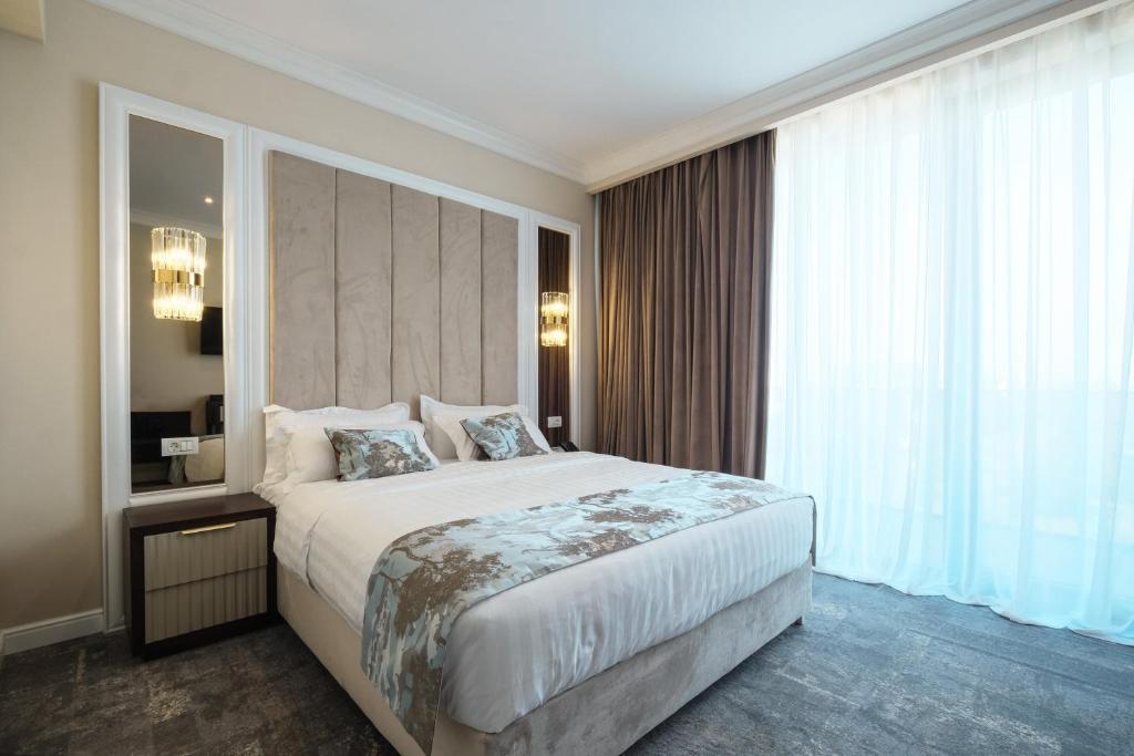 Panoramic Mamaia Hotel - Resim 11