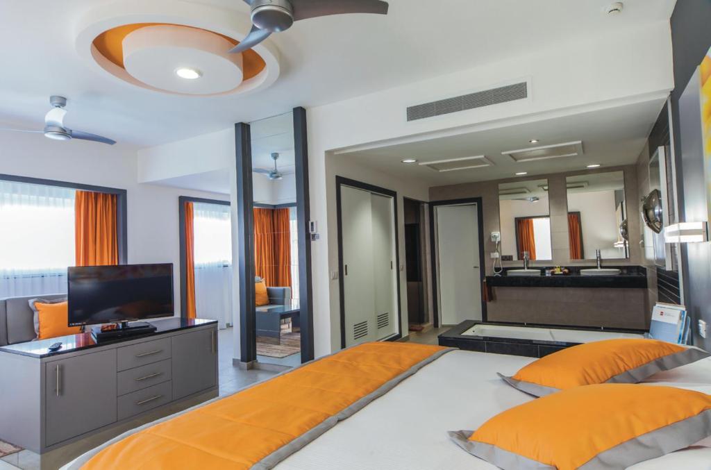 Postel nebo postele na pokoji v ubytování Riu Cancun - Adults Only - All Inclusive
