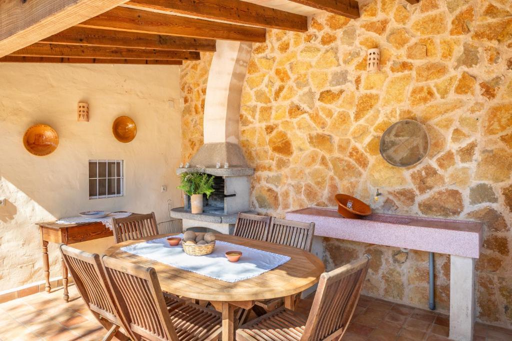 A seating area at Marina Ses Covetes