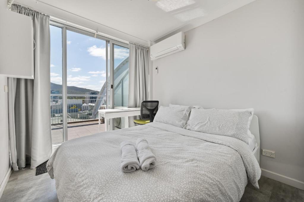 Dana- Room in a shared Duplex Apartment-3 - Chambre Moderne Privée