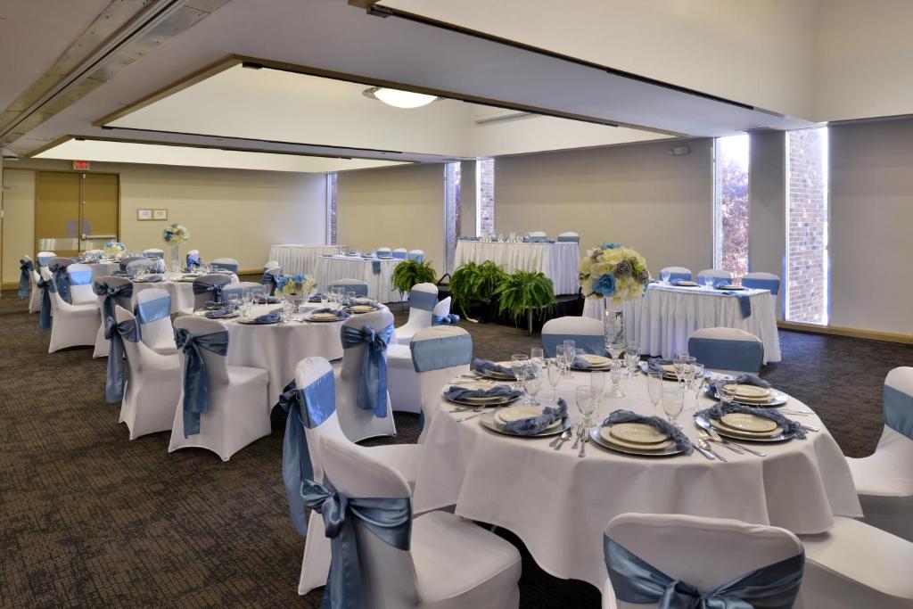 Hawthorne Inn & Conference Center photo