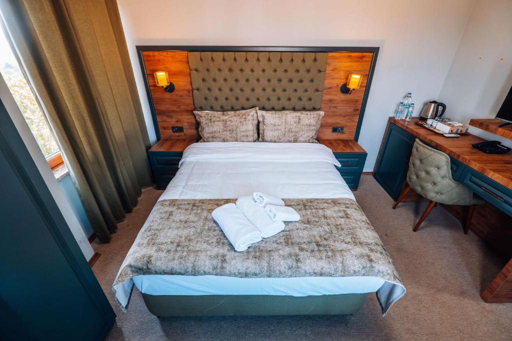 Posteľ alebo postele v izbe v ubytovaní Mysia Olympos Hotel