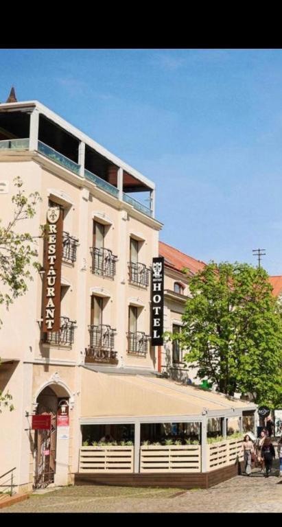 Budova, kde se hotel nachází
